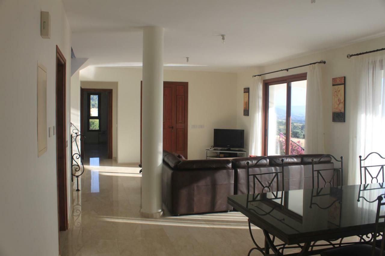 Martika Luxury Villa Agia Marina  외부 사진