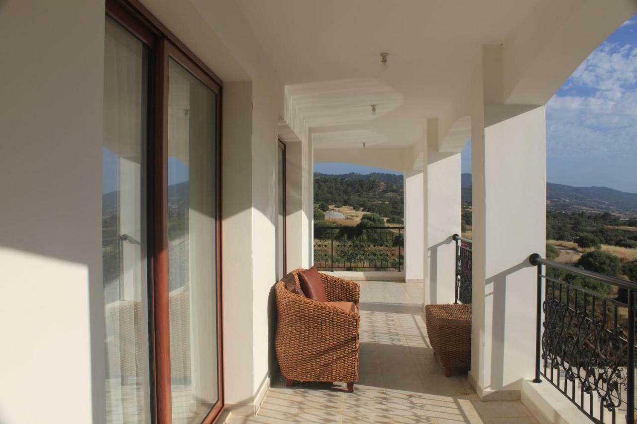 Martika Luxury Villa Agia Marina  외부 사진