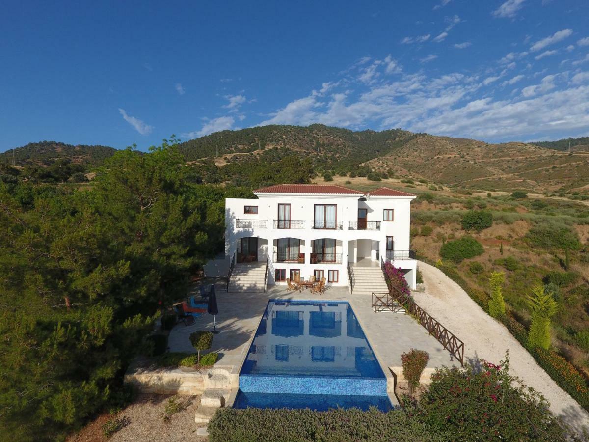 Martika Luxury Villa Agia Marina  외부 사진