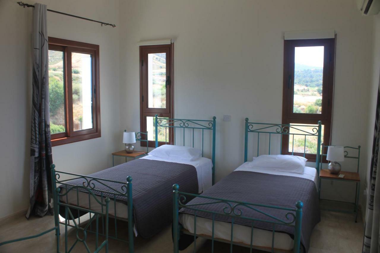 Martika Luxury Villa Agia Marina  외부 사진