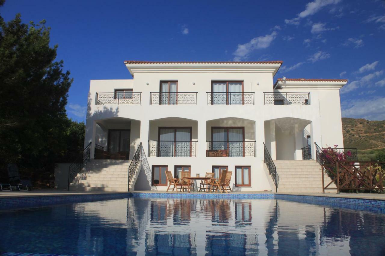 Martika Luxury Villa Agia Marina  외부 사진